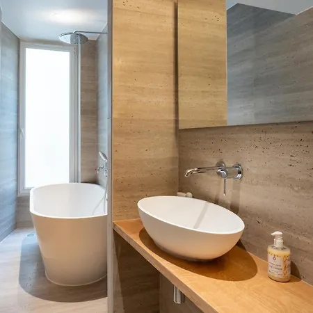 Appartamento Luxe State Of The Art Near Montmartre Parigi